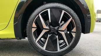 Peugeot 208 51kWh GT Auto 5dr (7.4kW Charger)