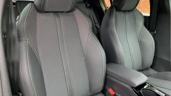 Peugeot 208 51kWh GT Auto 5dr (7.4kW Charger)