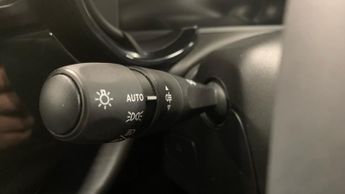 Alfa Romeo Junior 1.2 MHEV Ibrida SUV 5dr Petrol Hybrid e-DCT Euro 6 (s/s) (136 ps