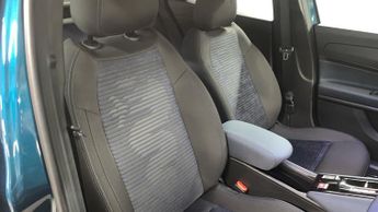 Alfa Romeo Junior 1.2 MHEV Ibrida SUV 5dr Petrol Hybrid e-DCT Euro 6 (s/s) (136 ps