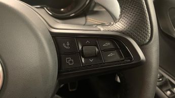 Alfa Romeo Tonale 1.5 VGT MHEV Veloce SUV 5dr Petrol Hybrid DCT Euro 6 (160 ps)