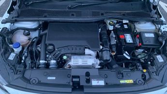 Peugeot 208 1.2 PureTech Allure Premium + Hatchback 5dr Petrol EAT Euro 6 (s