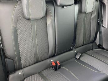 Peugeot 2008 54kWh GT SUV 5dr Electric Auto (7kW Charger) (156 ps)