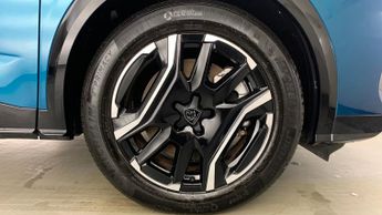 Peugeot 3008 73kWh GT SUV 5dr Electric Auto (210 ps)