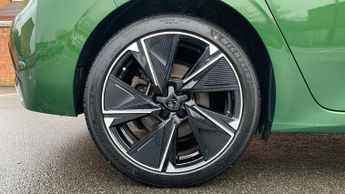 Peugeot 308 54kWh GT Hatchback 5dr Electric Auto (156 ps)