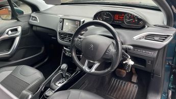 Peugeot 2008 1.2 PureTech GPF Allure SUV 5dr Petrol EAT Euro 6 (s/s) (110 ps)