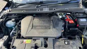 Citroen C4 50kWh Shine Hatchback 5dr Electric Auto (136 ps)