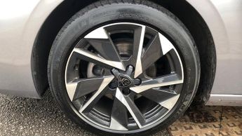 Peugeot 308 1.2 PureTech Allure Premium Hatchback 5dr Petrol EAT Euro 6 (s/s