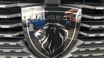 Peugeot 308 1.2 PureTech Allure Premium Hatchback 5dr Petrol EAT Euro 6 (s/s