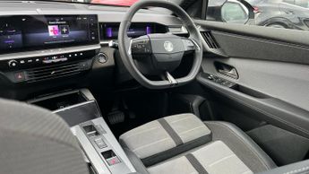 Vauxhall Grandland 1.2 Ultimate SUV 5dr Petrol Hybrid e-DCT Euro 6 (s/s) (136 ps)