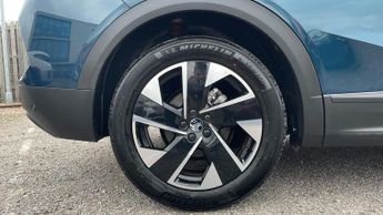 Vauxhall Grandland 1.2 Ultimate SUV 5dr Petrol Hybrid e-DCT Euro 6 (s/s) (136 ps)