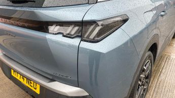 Peugeot 5008 1.2 HYBRID Allure SUV 5dr Petrol Hybrid e-DSC6 Euro 6 (s/s) (136