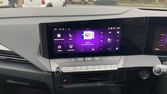 Vauxhall Astra Electric 54kWh GS Hatchback 5dr Electric Auto (156 ps)