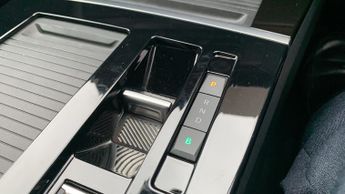 Vauxhall Astra Electric 54kWh GS Hatchback 5dr Electric Auto (156 ps)