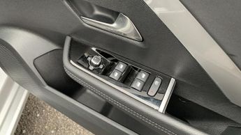 Vauxhall Astra Electric 54kWh GS Hatchback 5dr Electric Auto (156 ps)