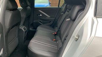 Vauxhall Astra Electric 54kWh GS Hatchback 5dr Electric Auto (156 ps)