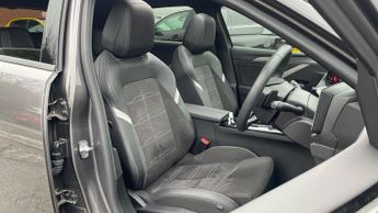 Vauxhall Astra 1.2 Turbo Ultimate Hatchback 5dr Petrol Auto Euro 6 (s/s) (130 p