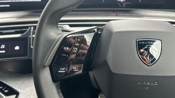 Peugeot 5008 1.2 HYBRID Allure SUV 5dr Petrol Hybrid e-DSC6 Euro 6 (s/s) (136