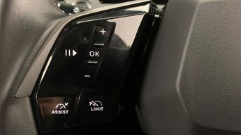 Peugeot 5008 1.2 HYBRID Allure SUV 5dr Petrol Hybrid e-DSC6 Euro 6 (s/s) (136