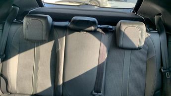 Peugeot 2008 50kWh GT SUV 5dr Electric Auto (7kW Charger) (136 ps)