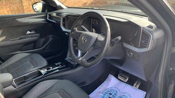 Vauxhall Mokka Electric 50kWh Ultimate SUV 5dr Electric Auto (136 ps)