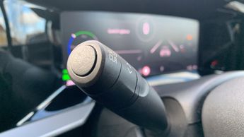 Vauxhall Mokka Electric 50kWh Ultimate SUV 5dr Electric Auto (136 ps)