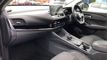 Nissan Qashqai 1.3 DIG-T MHEV N-Connecta SUV 5dr Petrol Hybrid XTRON Euro 6 (s/