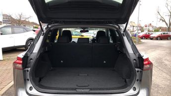 Nissan Qashqai 1.3 DIG-T MHEV N-Connecta SUV 5dr Petrol Hybrid XTRON Euro 6 (s/