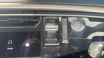 Peugeot 3008 73kWh Allure SUV 5dr Electric Auto (210 ps)