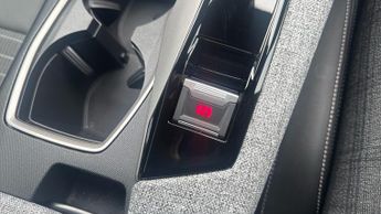 Peugeot 3008 73kWh Allure SUV 5dr Electric Auto (210 ps)