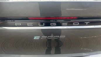 Peugeot 3008 73kWh Allure SUV 5dr Electric Auto (210 ps)