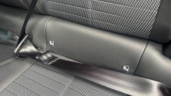 Peugeot 3008 73kWh Allure SUV 5dr Electric Auto (210 ps)