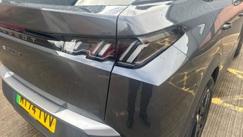 Peugeot 3008 73kWh Allure SUV 5dr Electric Auto (210 ps)