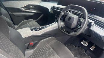 Peugeot 3008 73kWh GT SUV 5dr Electric Auto (210 ps)