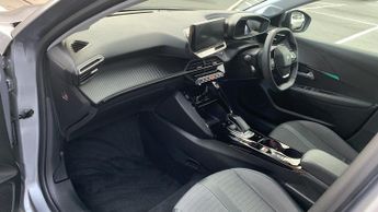 Peugeot 208 50kWh Allure Premium Hatchback 5dr Electric Auto (136 ps)