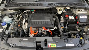 Peugeot 208 50kWh Allure Premium Hatchback 5dr Electric Auto (136 ps)