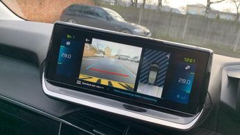 Peugeot 208 50kWh Allure Premium Hatchback 5dr Electric Auto (136 ps)