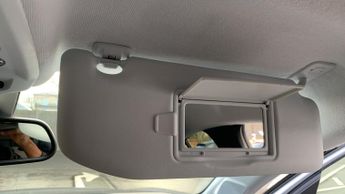 Peugeot 208 50kWh Allure Premium Hatchback 5dr Electric Auto (136 ps)