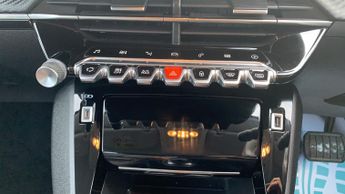 Peugeot 208 50kWh Allure Premium Hatchback 5dr Electric Auto (136 ps)