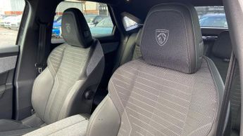 Peugeot 3008 73kWh GT SUV 5dr Electric Auto (210 ps)