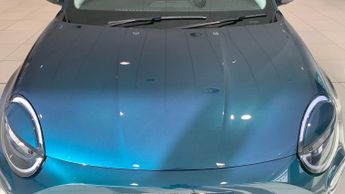 Fiat 600E 54kWh La Prima SUV 5dr Electric Auto (156 ps)