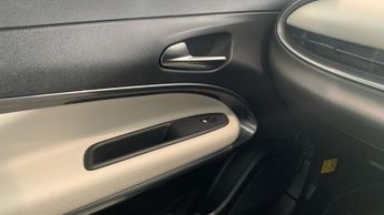 Fiat 600E 54kWh La Prima SUV 5dr Electric Auto (156 ps)