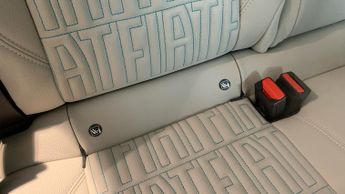 Fiat 600E 54kWh La Prima SUV 5dr Electric Auto (156 ps)