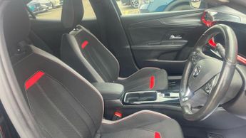 Vauxhall Mokka Electric 54kWh Design SUV 5dr Electric Auto (Long Range) (156 ps)