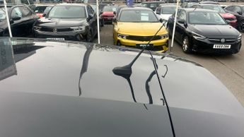 Vauxhall Mokka Electric 54kWh Design SUV 5dr Electric Auto (Long Range) (156 ps)