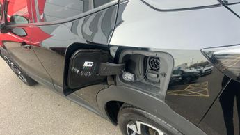 Vauxhall Mokka Electric 54kWh Design SUV 5dr Electric Auto (Long Range) (156 ps)