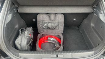 Vauxhall Mokka Electric 54kWh Design SUV 5dr Electric Auto (Long Range) (156 ps)