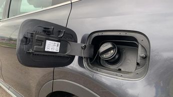 Kia Sorento 1.6 h T-GDi 2 SUV 5dr Petrol Hybrid Auto AWD Euro 6 (s/s) (226 b