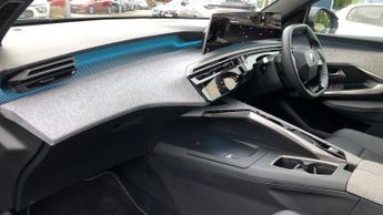 Peugeot 3008 73kWh GT SUV 5dr Electric Auto (210 ps)