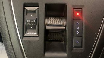 Peugeot Traveller 50kWh Allure Long MPV 5dr Electric Auto LWB (8 Seat, 7.4kW Charg